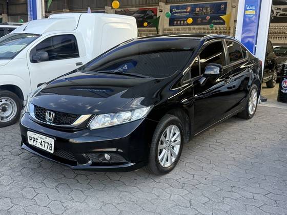HONDA CIVIC 1.8 LXS 16V FLEX 4P AUTOMÁTICO HONDA CIVIC 1.8 LXS 16V FLEX 4P AUTOMÁTICO